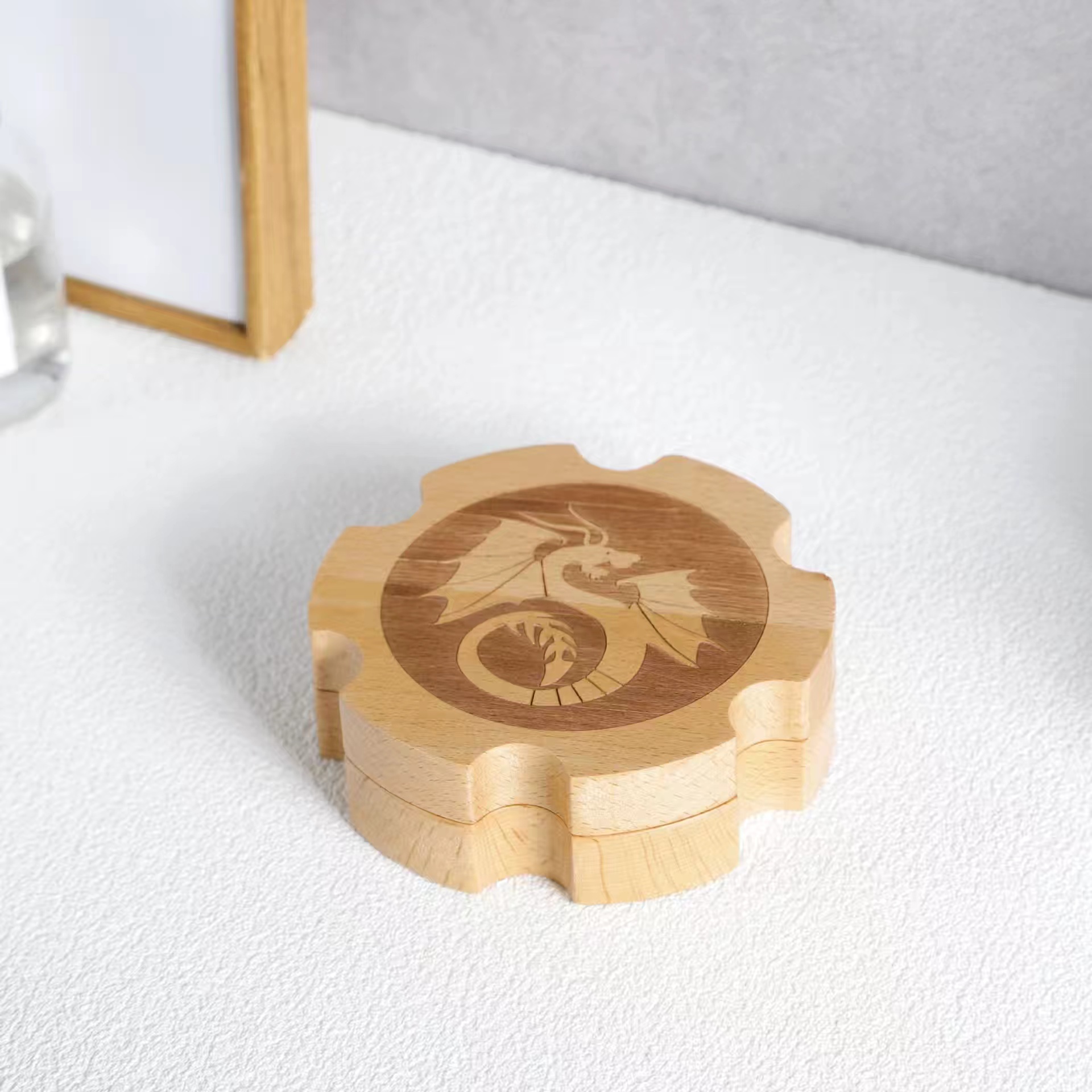 Dragon Wooden Dice Case
