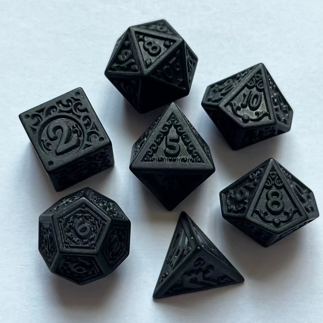 Dark Retro Hollow Number Dice