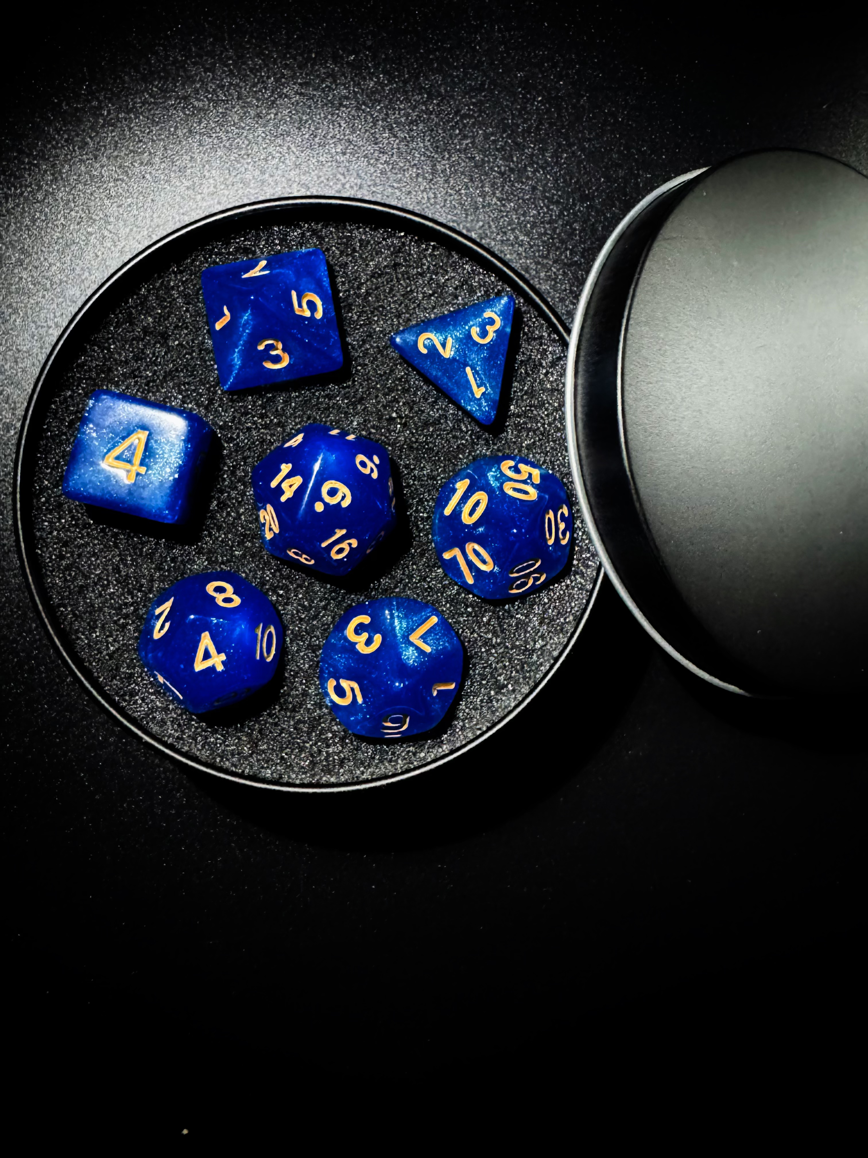 Midnight Spark Dice Set [With Dark Iron Gift Box]