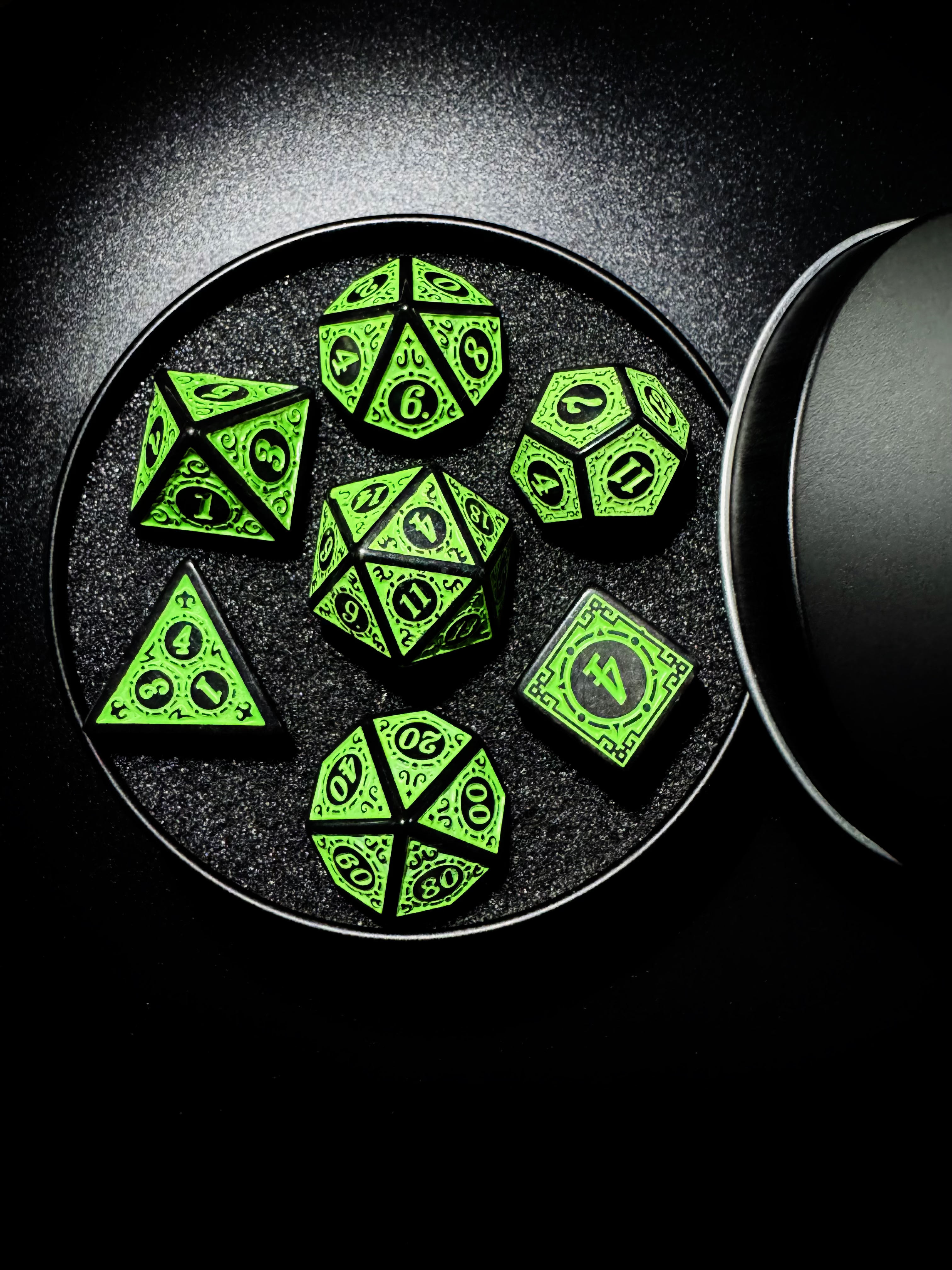 Venom Glyph Dice Set [With Dark Iron Gift Box]