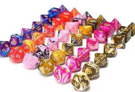 Two-color intersecting dice set