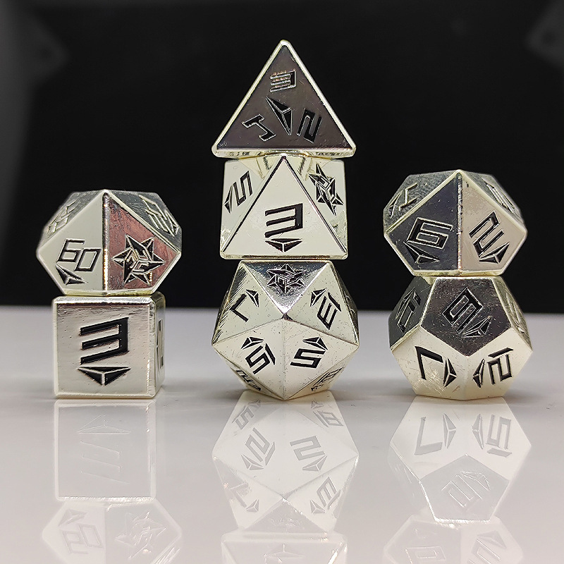 Metal crop circle polygonal dice