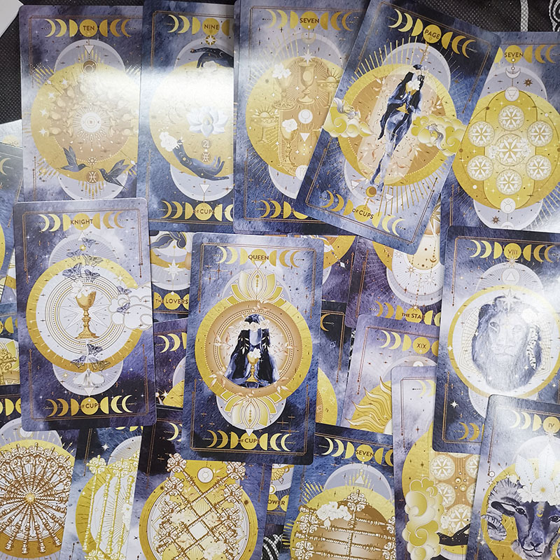 Lucini Moon Tarot