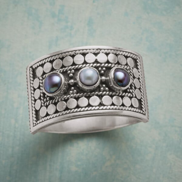 Three-Stone Pearl Carved Geometric Silver Ring