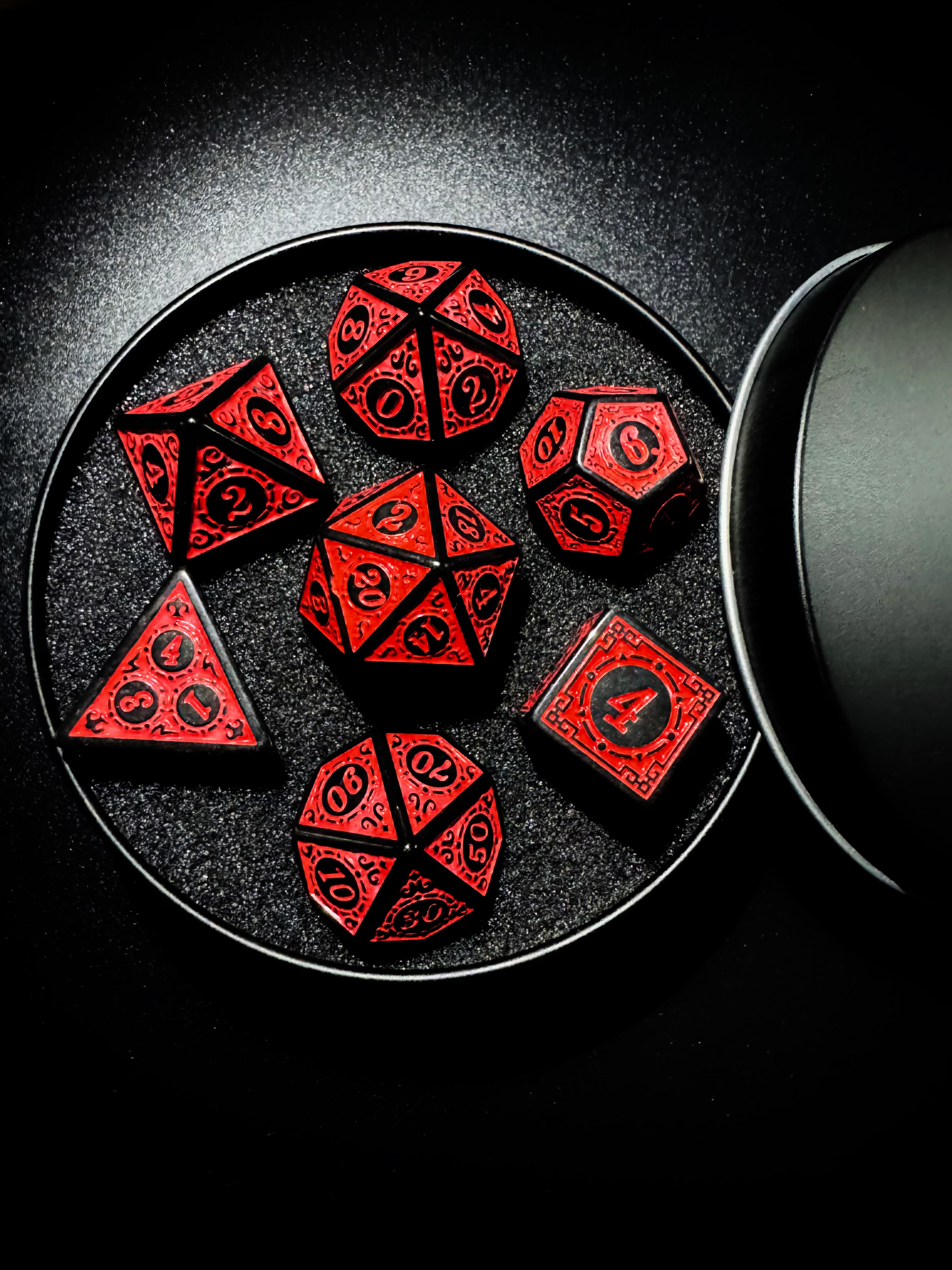 Crimson Glyph Dice Set [With Dark Iron Gift Box]