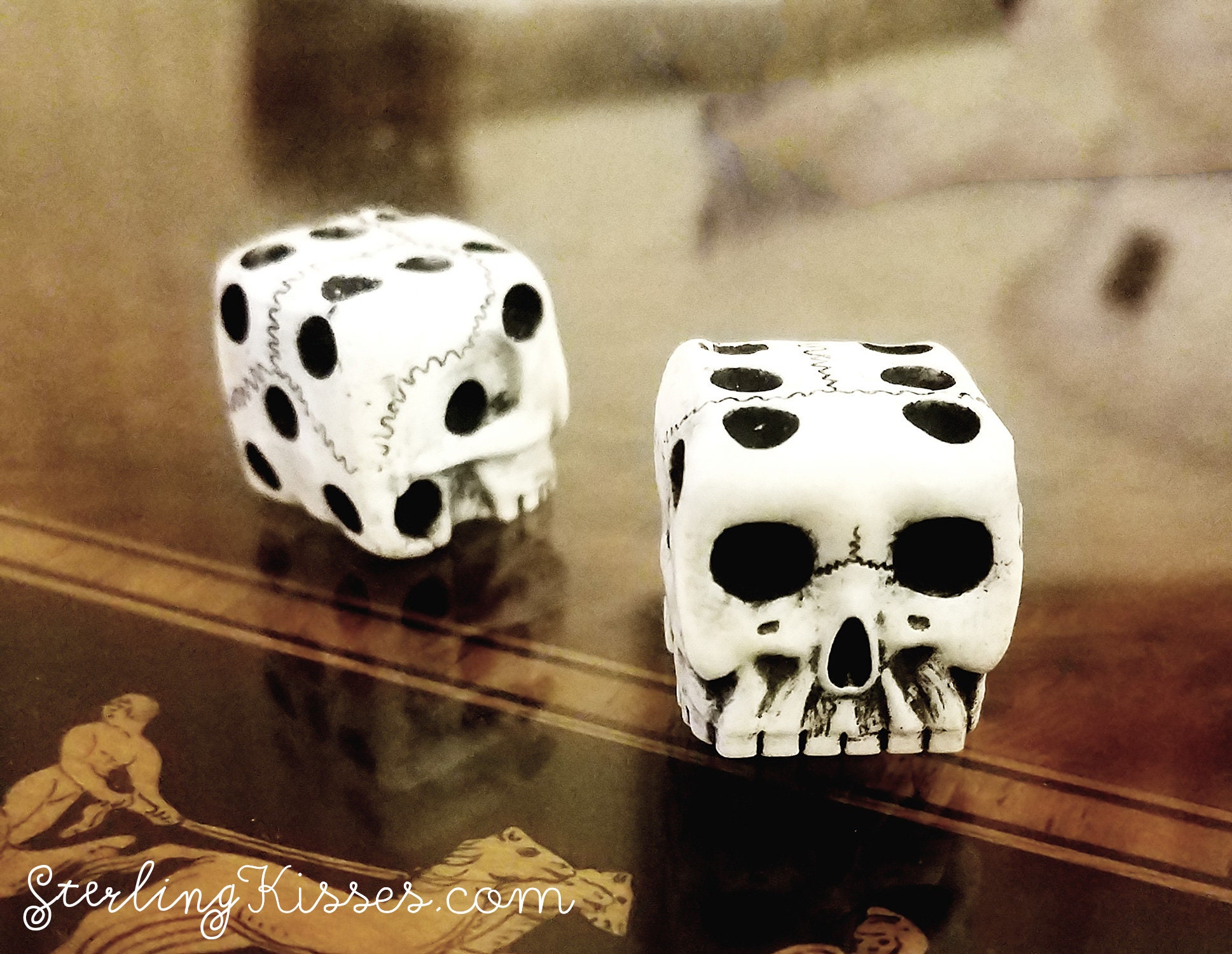 Skull Dice - 6 Sided D6 DnD Bone Unique D&D Gamer RPG