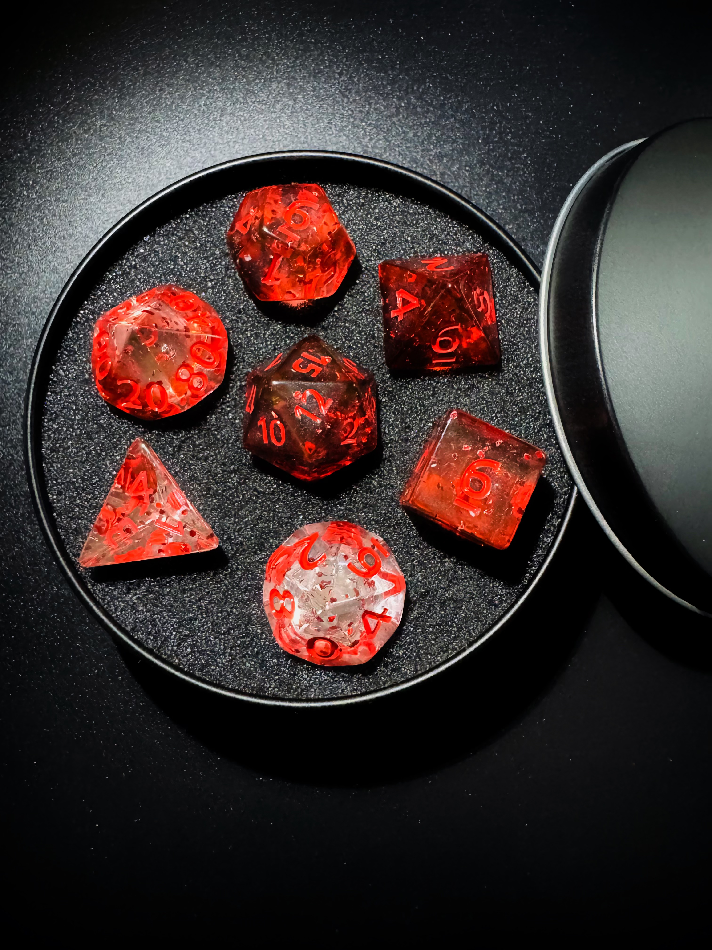 Molten Heart Dice Set [With Dark Iron Gift Box]
