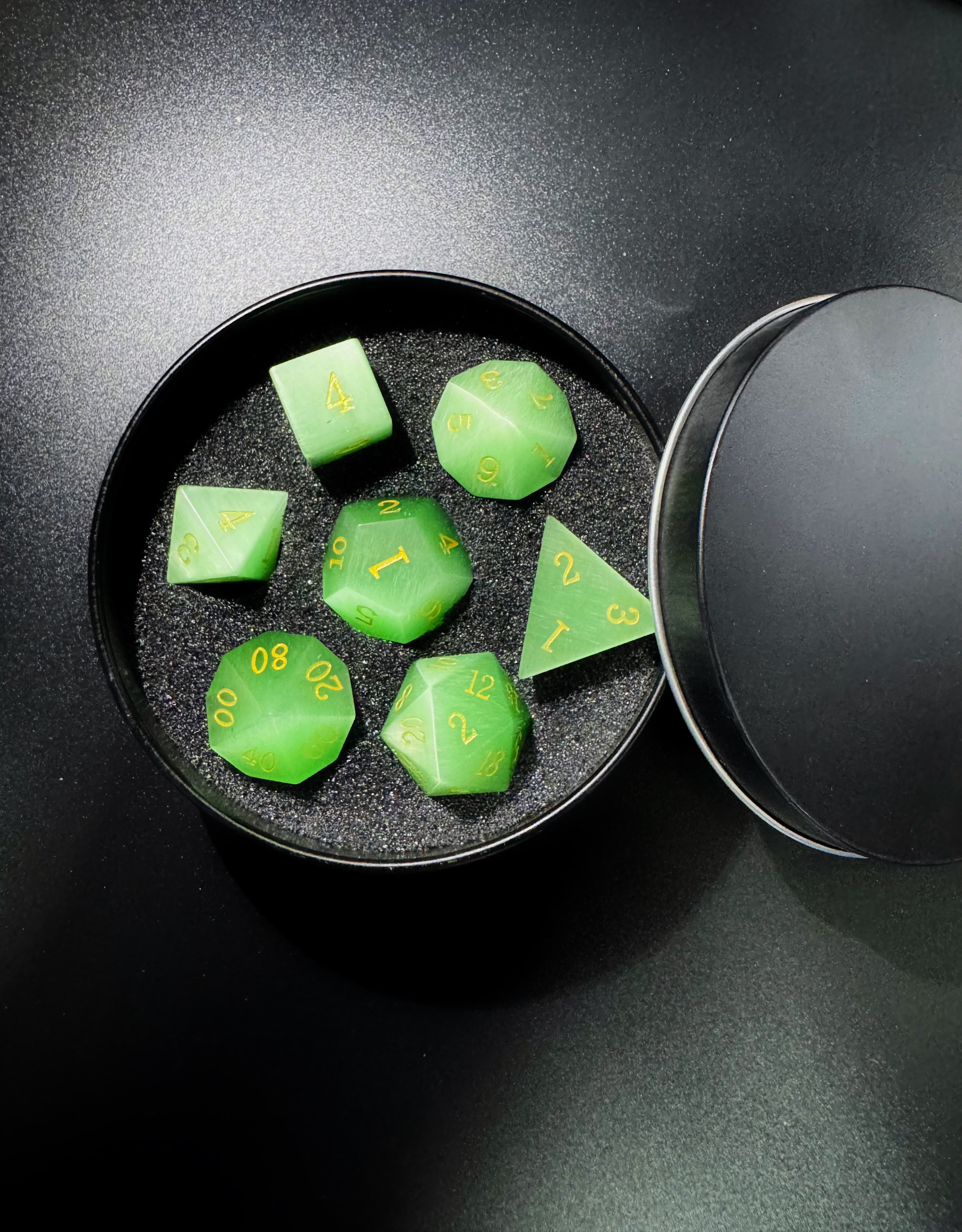 Jade Radiance Dice Set [With Dark Iron Gift Box]