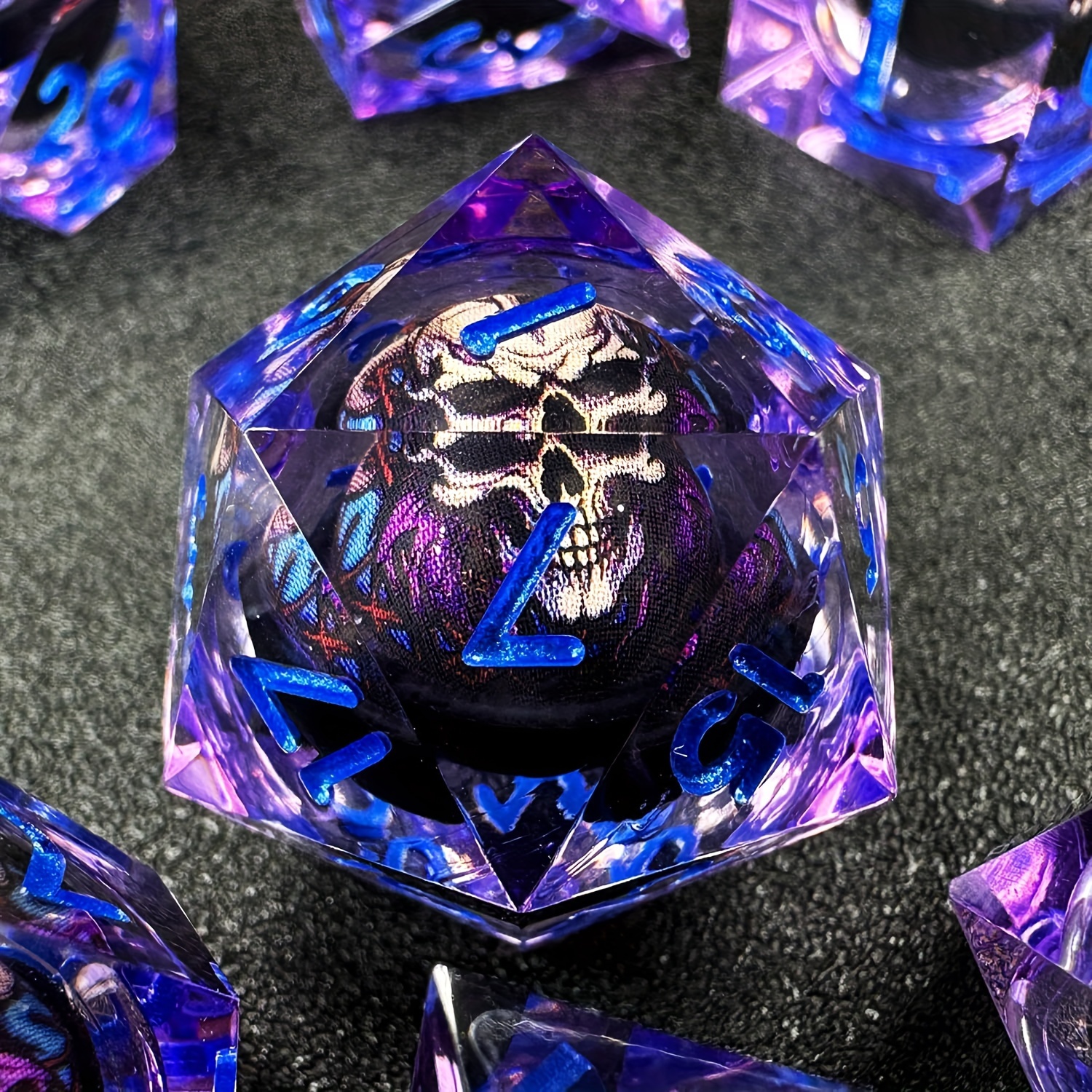 Skull☠️Liquid Core 7pc DnD Dice Set
