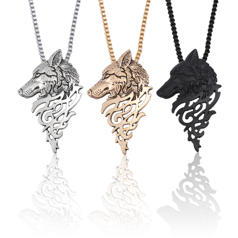Domineering wolf head necklace