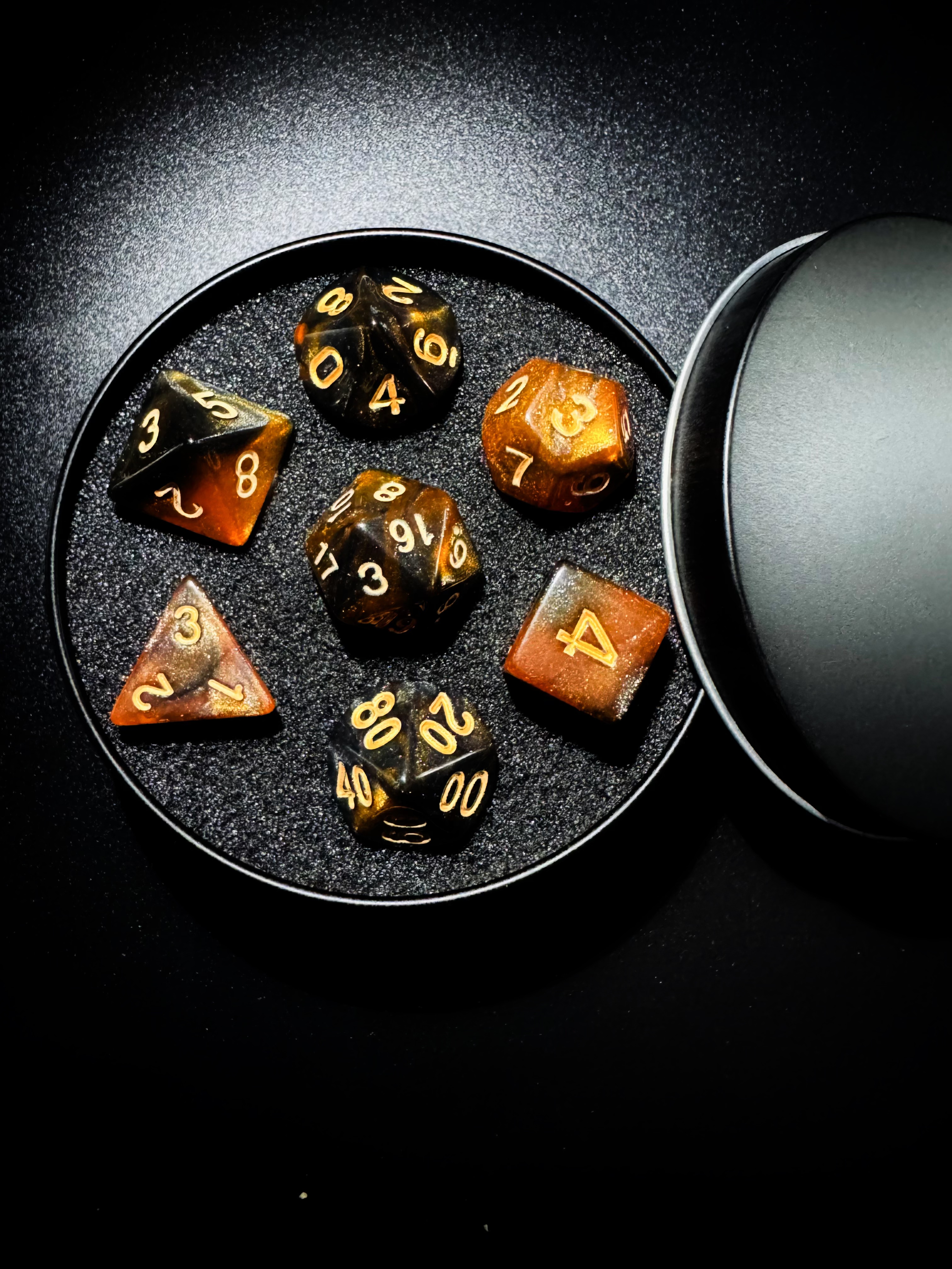 Molten Core Dice Set [With Dark Iron Gift Box]