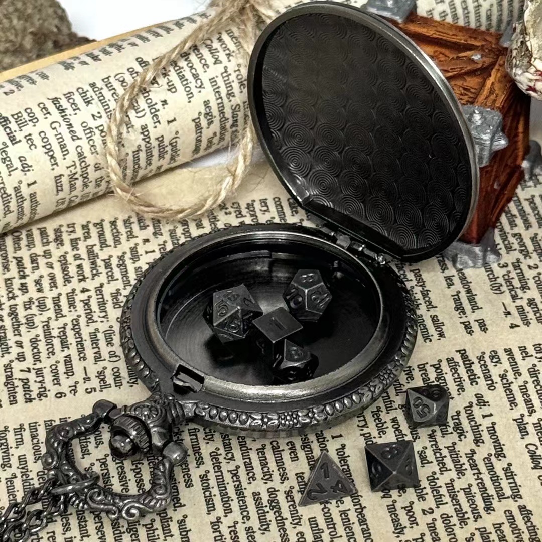 Mini D&D Dice Set DND Pocket Watch Shell 7PCS Micro Polyhedral Dice Set Metal Dice Dungeons and Dragons Gifts