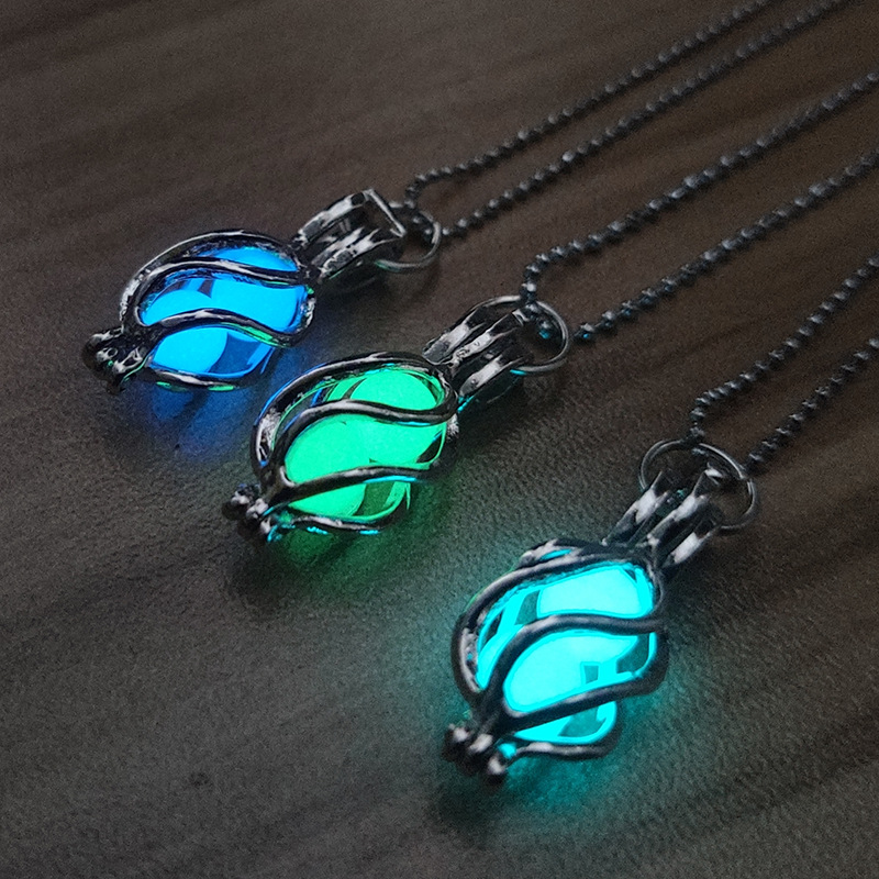Luminous Cutout Necklace