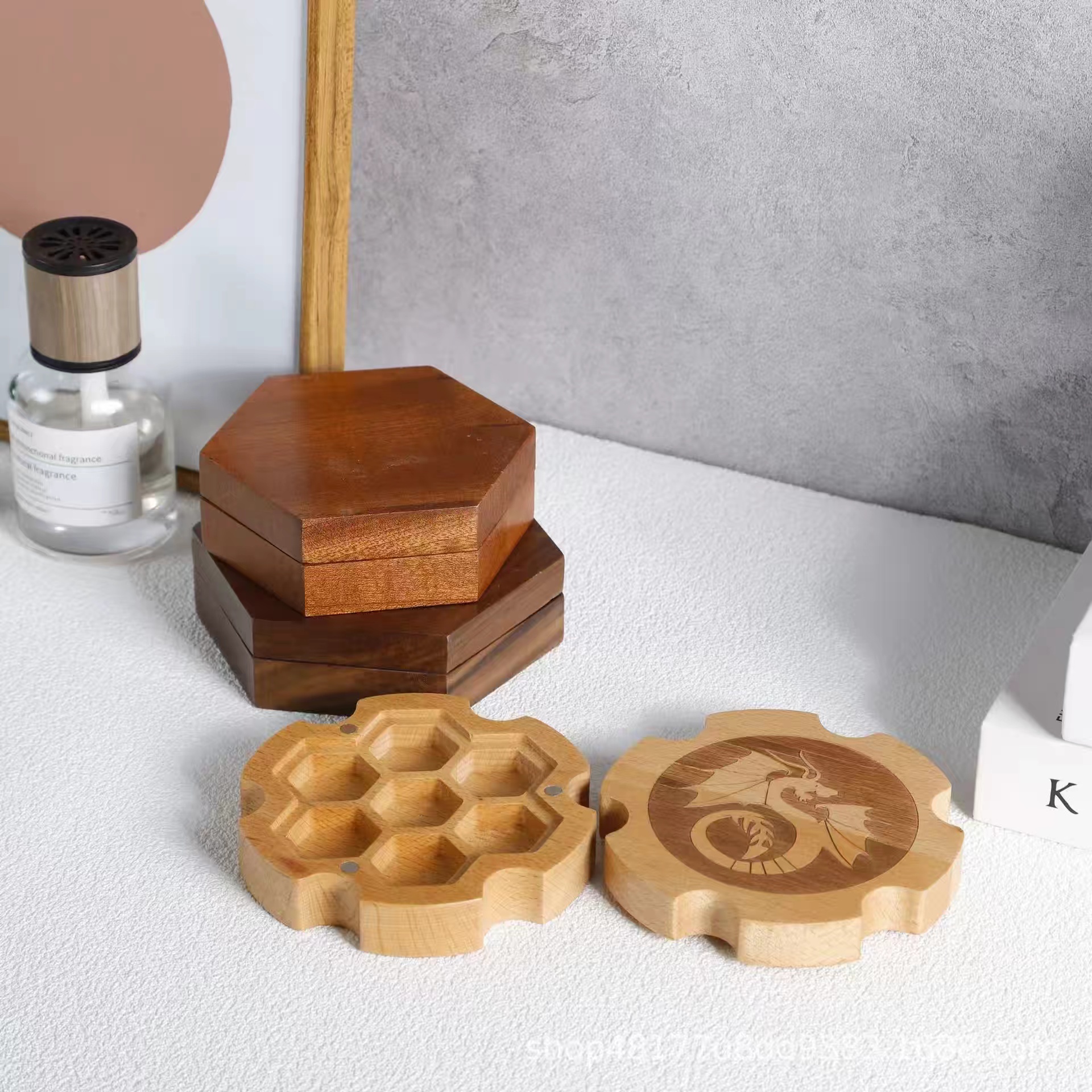 Dragon Wooden Dice Case