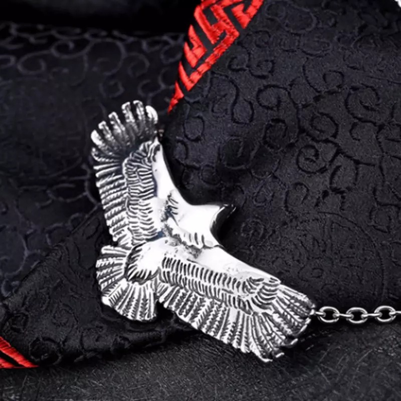 Eagle hip hop necklace