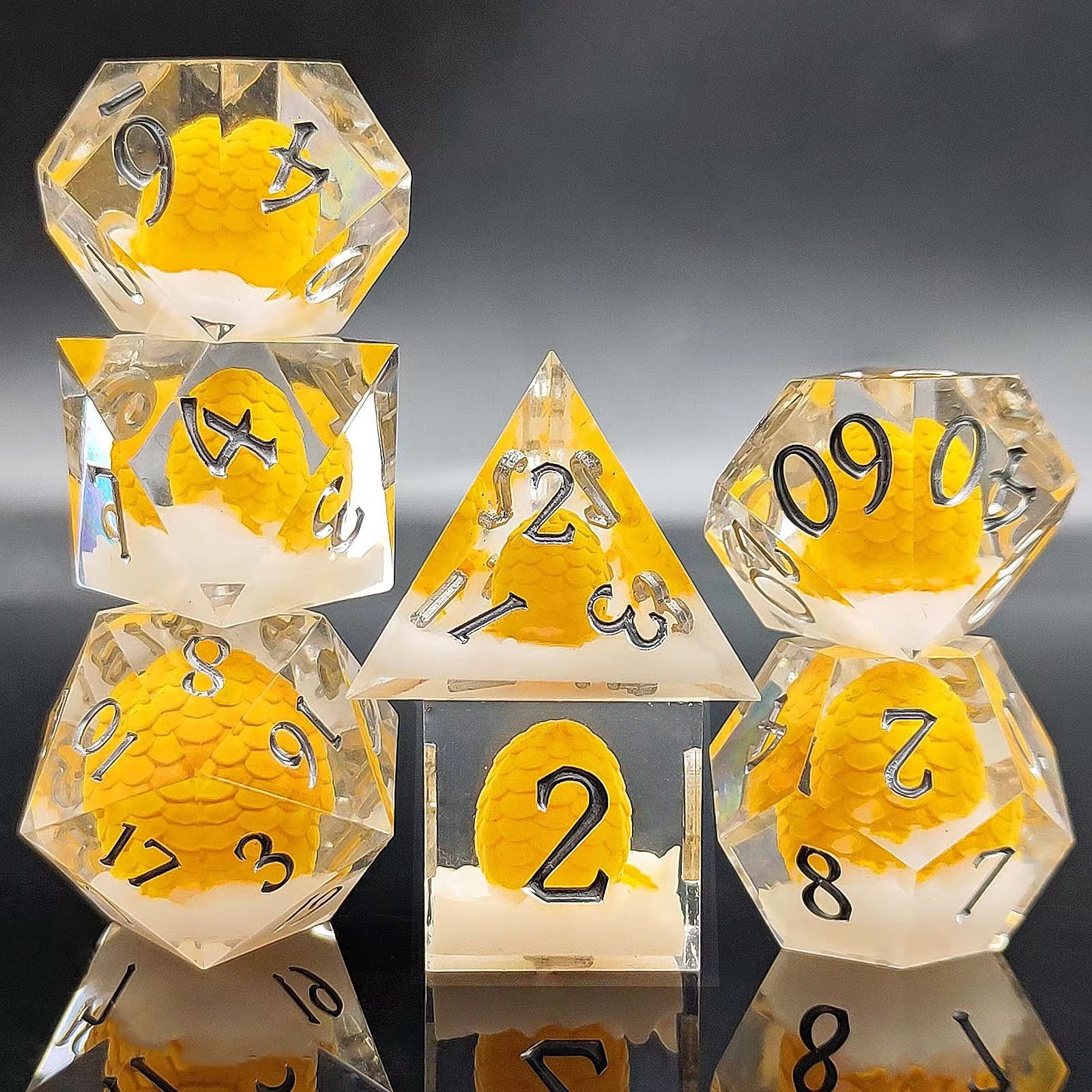 Brilliant dice