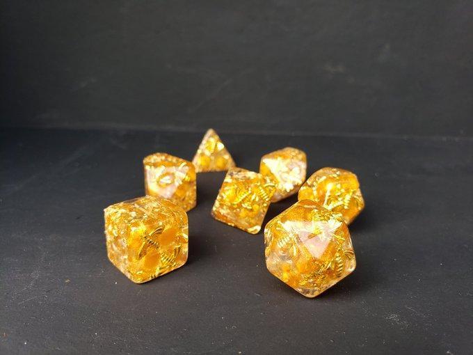 Bee dice