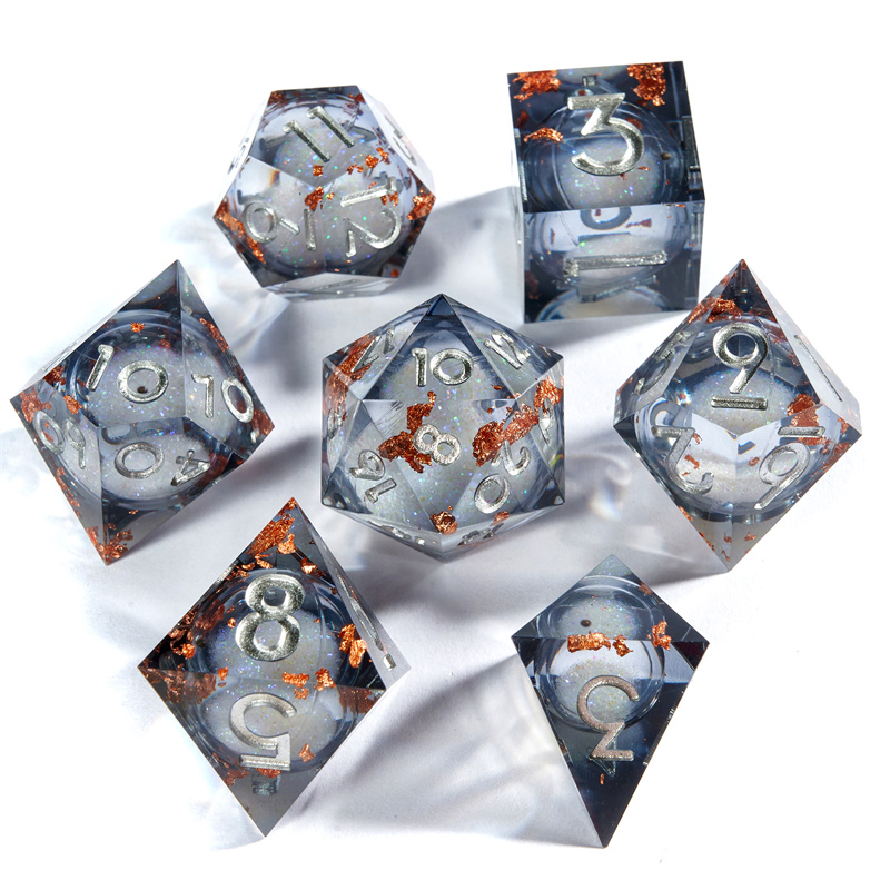 LIQUID CORE DICE SET 1