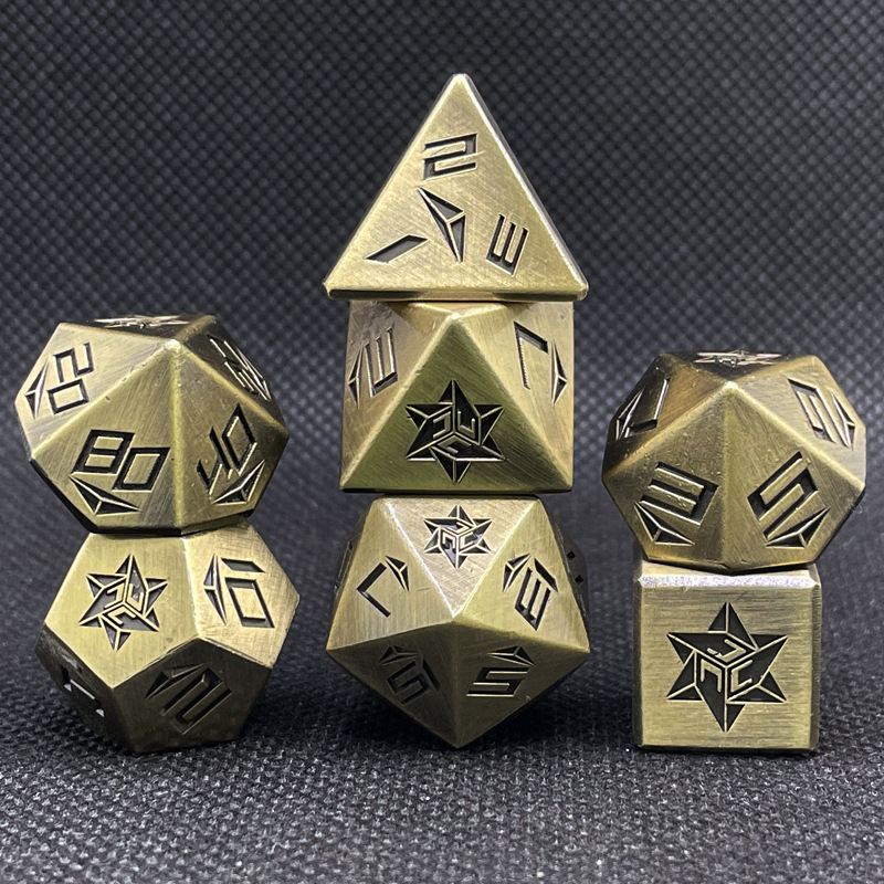 Metal crop circle polygonal dice