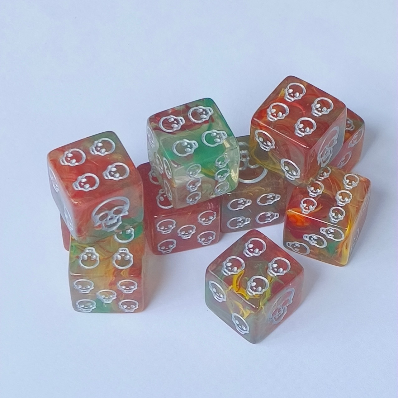 10-piece skull pattern D6 dice set
