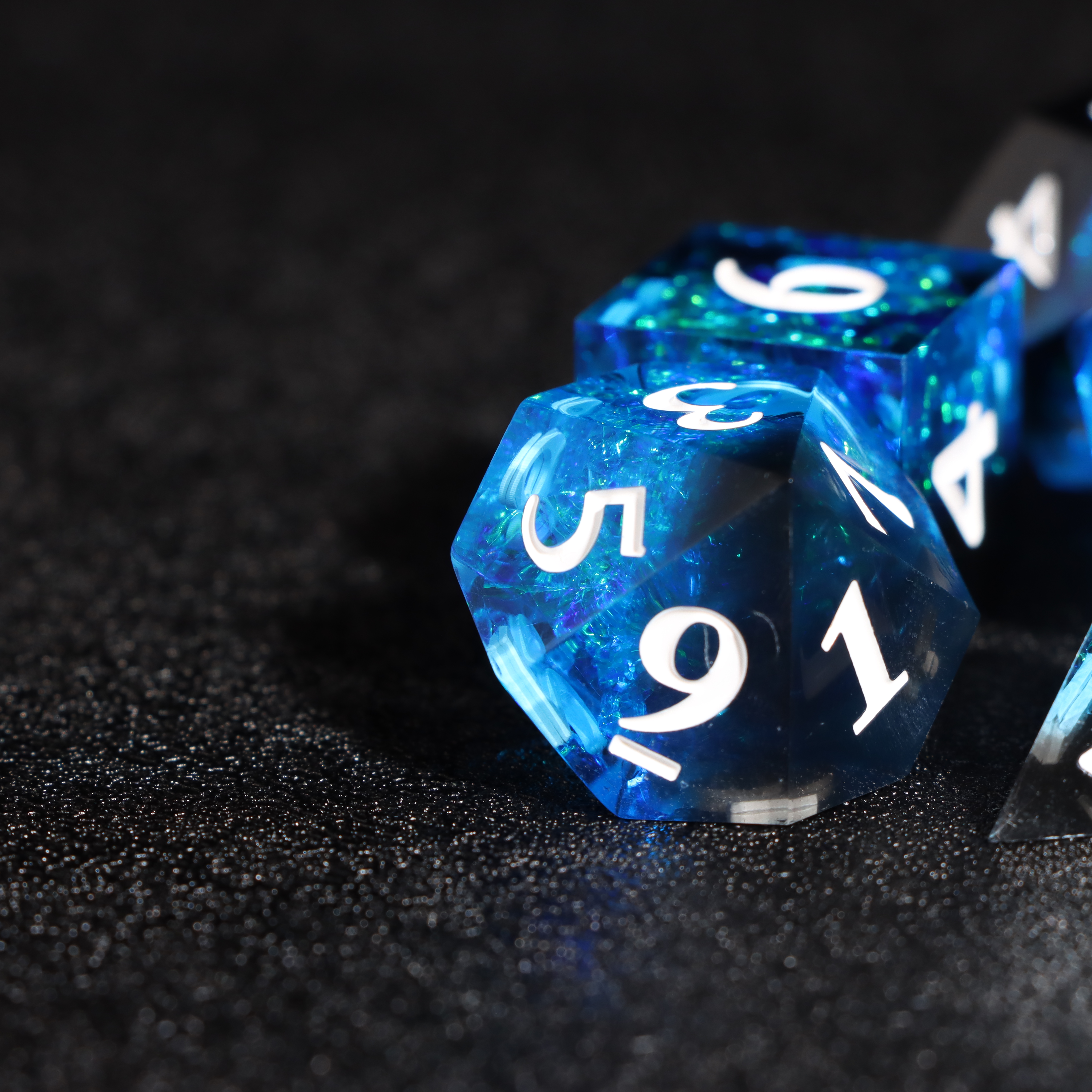 Transparent Black Blue Resin Dnd Dice Set