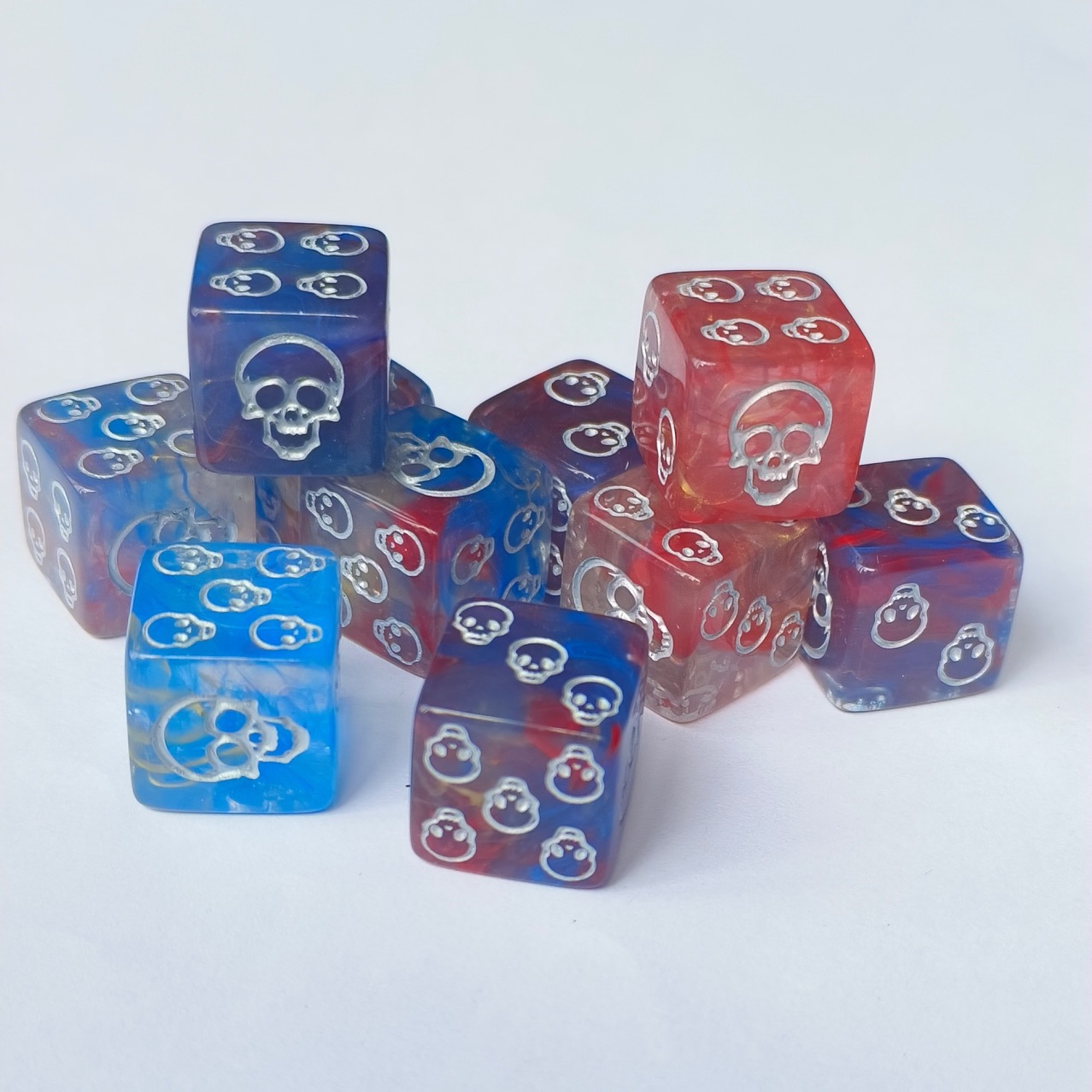 10-piece skull pattern D6 dice set