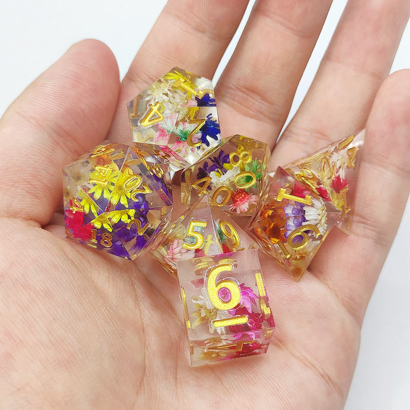 Transparent Flower Resin Dnd Dice Set