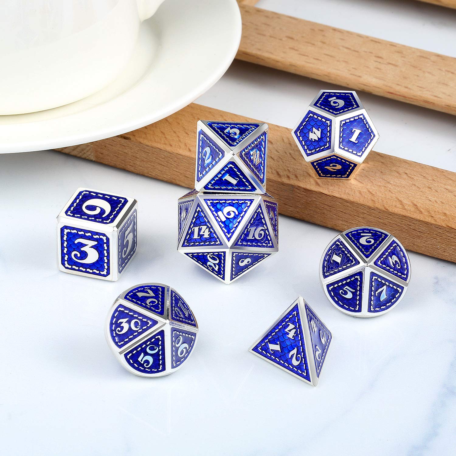 Dragon Scale 7 PCS Polyhedral Metal Dice Set(Blue with Silver Edge)