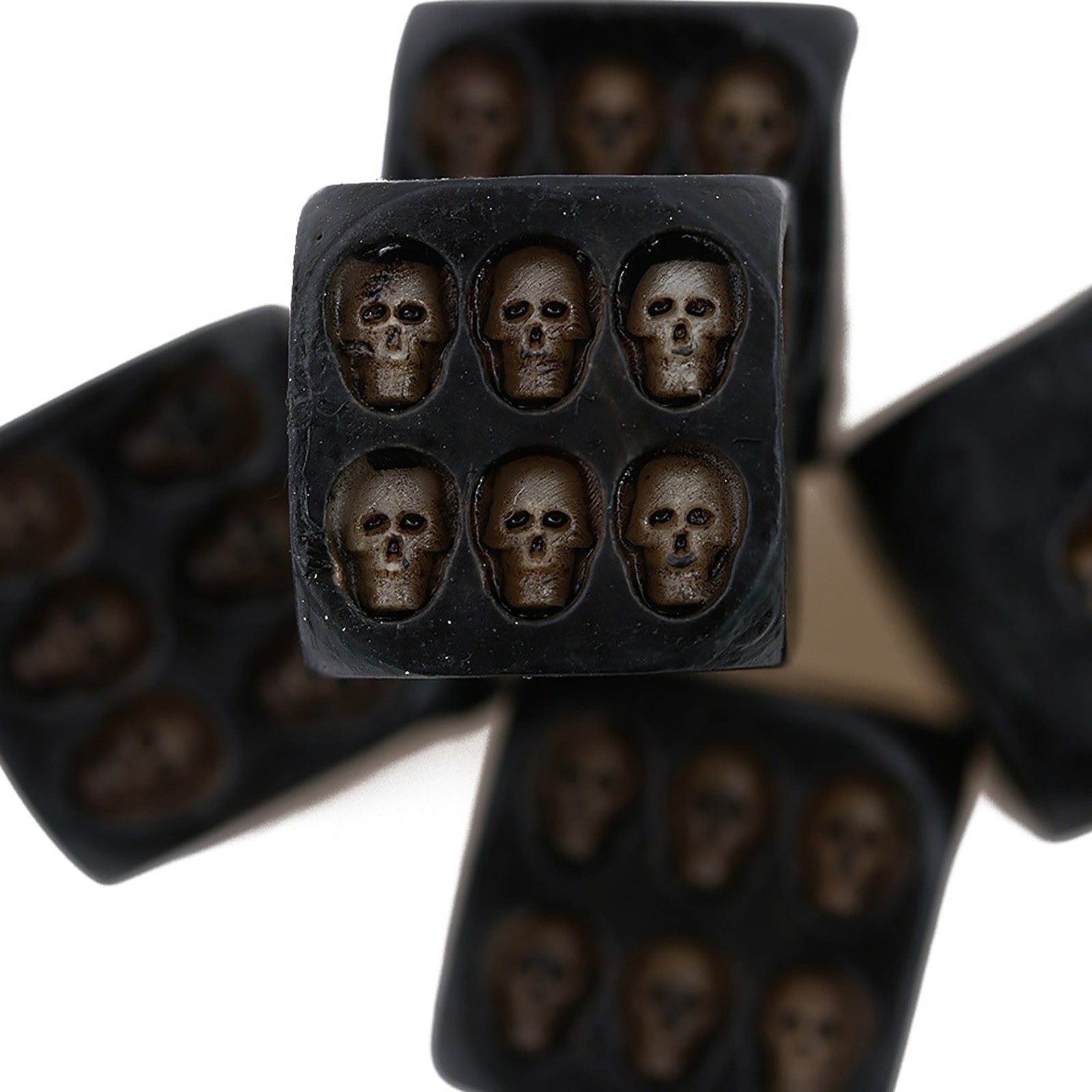 5 x Black Skull Dice